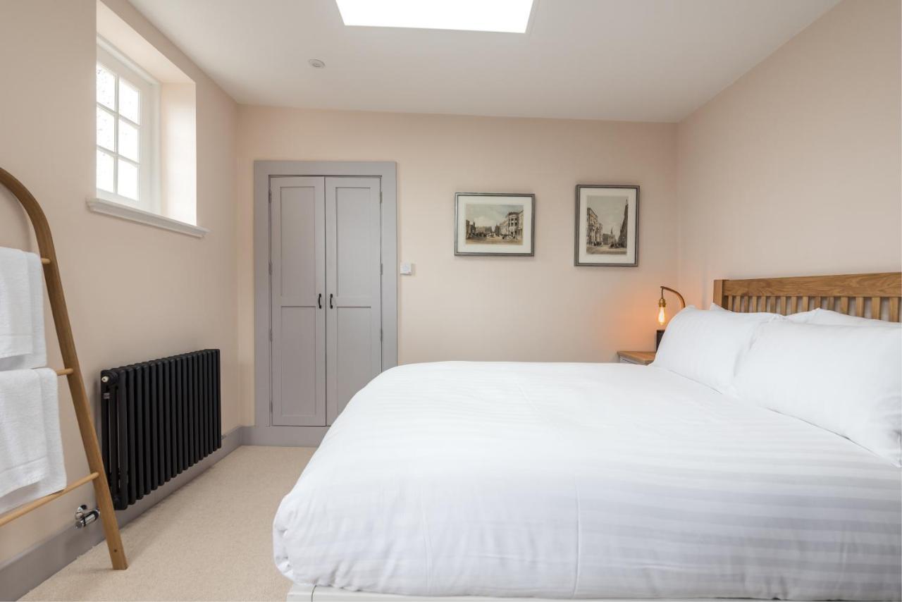 Amazing Penthouse, Stunning Views, Castle 2 Mins Appartement